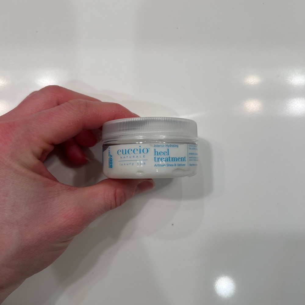 Cuccio intense hydrating heel treatment